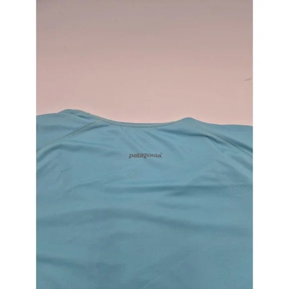Patagonia Womens Blue Short Sleeve Performance T-Shirt Top - Size Large Stains - Picture 9 of 9